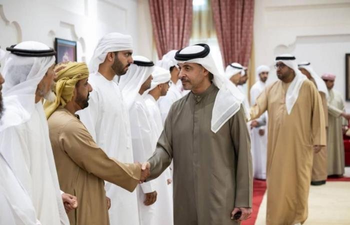 الامارات الان | ممثل الحاكم في منطقة العين يعزي في وفاة مريم الشامسي | عيون الجزيرة الامارات
