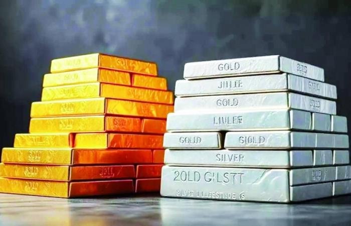 الذهب والفضة يختتمان أسبوعاً متقلباً على ارتفاع