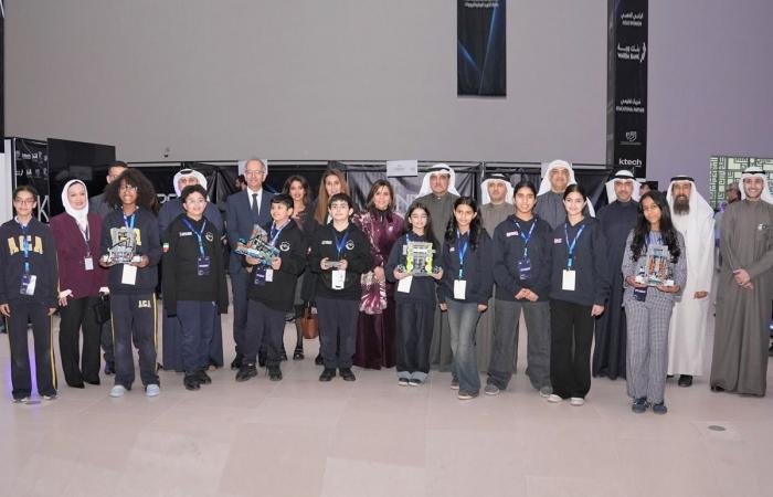 أخبار الكويت | 140 فريقاً مشاركاً ببطولة الكويت الوطنية للروبوتات | عيون الجزيرة الكويت