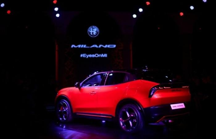 شركة مدعومة من ستيلانتيس تلغي مصنعين لبطاريات السيارات