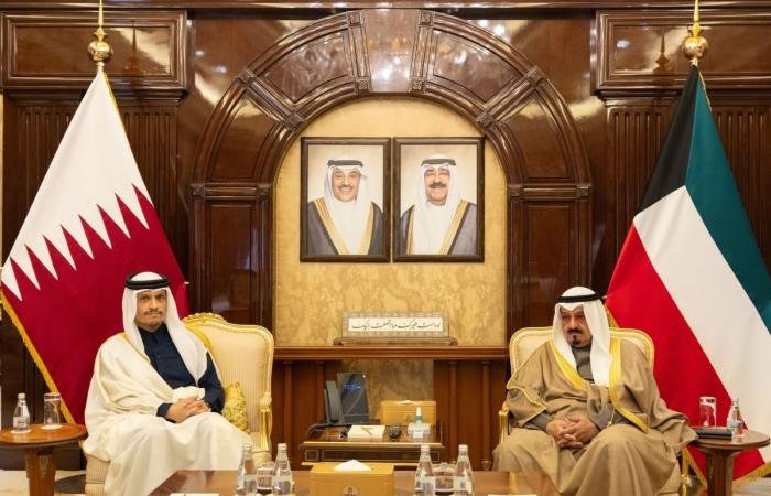 أخبار قطر | رئيس مجلس الوزراء الكويتي يستقبل رئيس مجلس الوزراء وزير الخارجية | عيون الجزيرة قطر