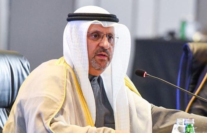 أخبار الكويت | العمر: التطورات المتسارعة تفرض خطاباً إعلامياً عربياً موحداً ومسؤولاً | عيون الجزيرة الكويت