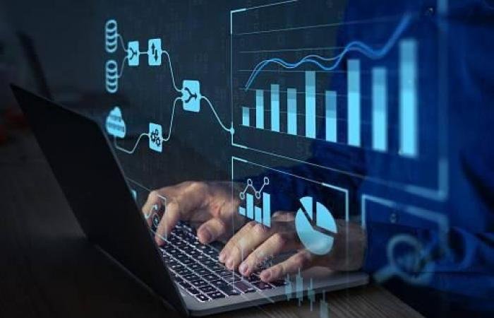 الامارات الان | تعرّف إلى عقوبة نشر أو مشاركة البيانات الخاصة بطرق احتيالية | عيون الجزيرة الامارات