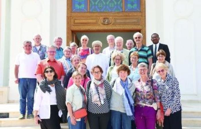 أخبار سلطنة عمان | وفد ألماني يطلع على تجربة جامعة ظفار الأكاديمية | عيون الجزيرة الاخبارية عمان