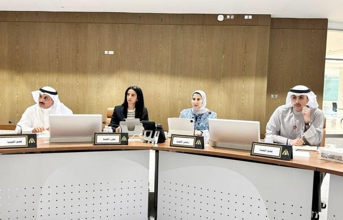 أخبار الكويت | «بيئة البلدي»: 5 توصيات لمنع تجمع أسراب الطيور أمام المطار | عيون الجزيرة الكويت