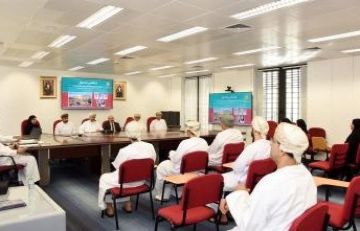 أخبار سلطنة عمان | "جسور" يفتح نقاشات علمية لدعم المسار الأكاديمي والمهني للطلبة | عيون الجزيرة الاخبارية عمان