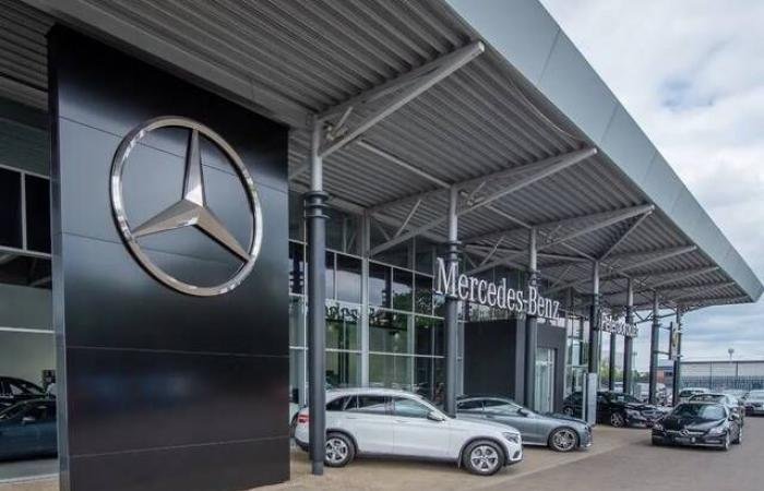 أرباح "مرسيدس" تهوي 57% بضغط الرسوم الجمركية والصين