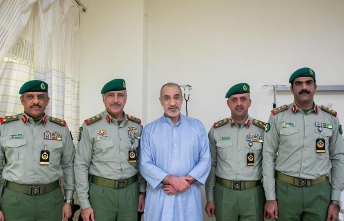 أخبار الكويت | وكيل الحرس الوطني يزور النائب الأول وزير الداخلية في «مستشفى جابر» للاطمئنان على صحته | عيون الجزيرة الكويت