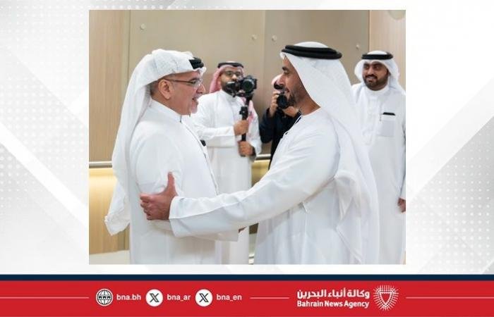 أخبار البحرين | سمو ولي العهد رئيس مجلس الوزراء يصل إلى دولة الإمارات العربية المتحدة في زيارةٍ أخوية | عيون الجزيرة
