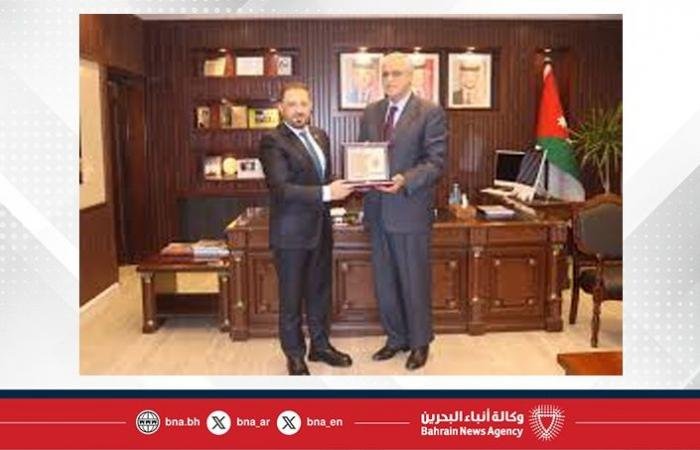 الأردن وسوريا يوقعان اتفاقية محدثة لتنظيم الخدمات الجوية | عيون الجزيرة