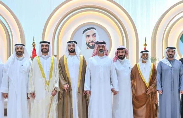 الامارات الان | عمار بن حميد وأحمد بن سعود والشيوخ يحضرون أفراح القاسمي والمهيري | عيون الجزيرة الامارات