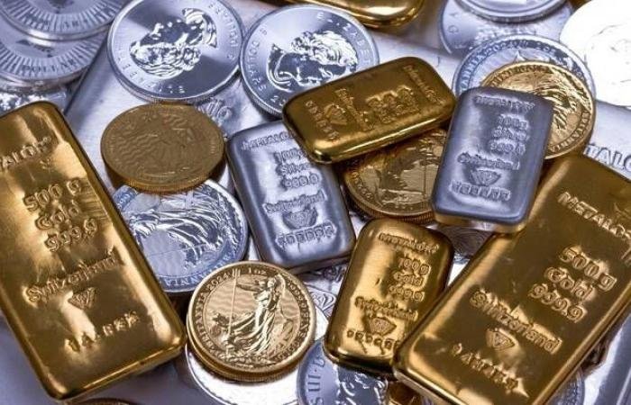 تراجع حاد لأسعار الذهب والفضة مع تغير توقعات الفائدة الأمريكية
