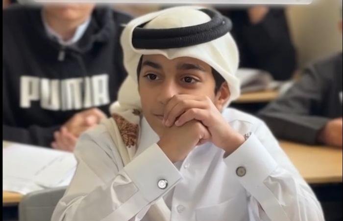 أخبار قطر | بالفيديو.. رسالة صوتية مؤثرة من أب قطري لابنه بعد اختياره أفضل طالب في الأسبوع | عيون الجزيرة قطر