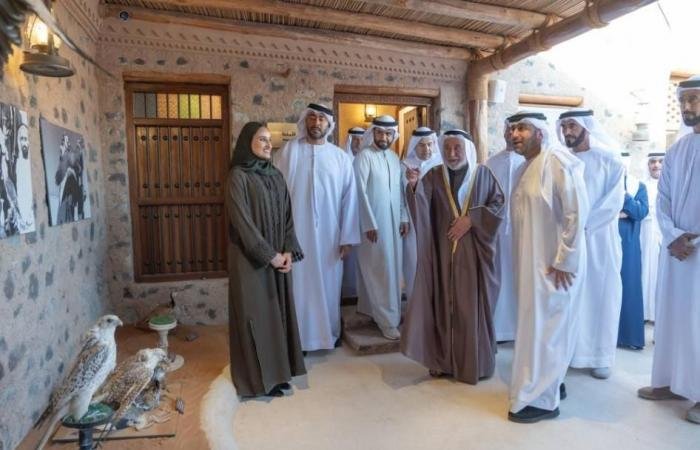 الامارات الان | سلطان يفتتح حصن «فِلي» بعد أعمال الترميم ضمن المشروع التراثي | عيون الجزيرة الامارات