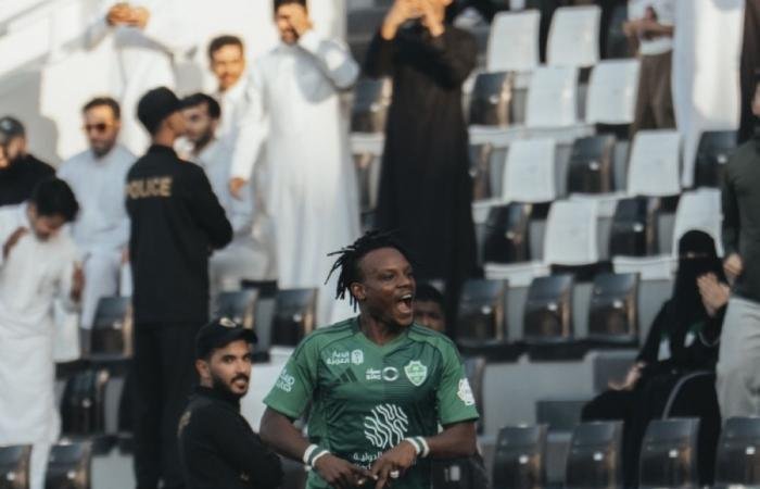 القلعة يحطم أرقامه