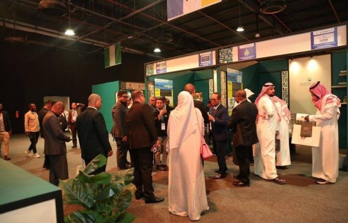 أخبار السعودية | انطلاق أعمال منتدى مكة للحلال في نسخته الثالثة | عيون الجزيرة السعودية الان