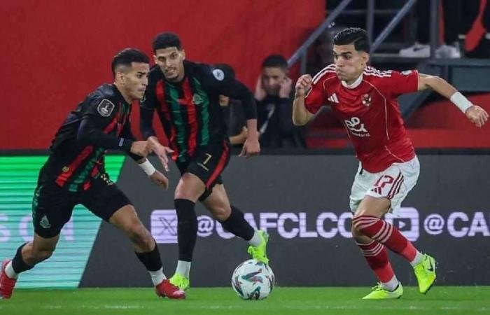 الرياضة الان | مشادة بين لاعبي الأهلي المصري والجيش الملكي.. ماذا حدث داخل الملعب؟ | عيون الجزيرة الرياضي