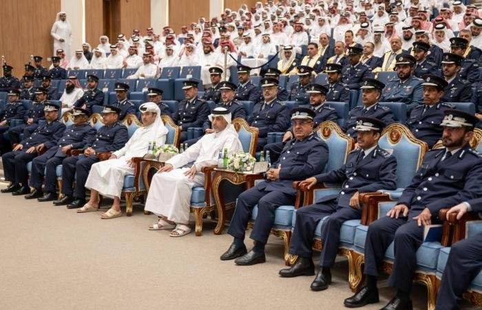 أخبار قطر | أكاديمية الشرطة تحتفي بتسليم الشهادات لخريجي دبلوم العلوم الشرطية والإدارة الدولية للسلامة من الحريق | عيون الجزيرة قطر