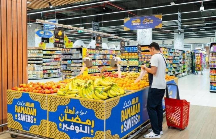 مراكز التسوق ومنافذ البيع تحتفي بقدوم رمضان