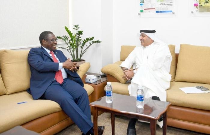 أخبار الكويت | رئيس التحرير يستقبل السفير التنزاني | عيون الجزيرة الكويت