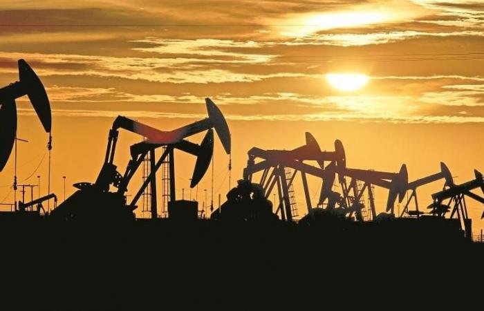 فتور في معاملات النفط قبل المحادثات النووية بين أمريكا وإيران