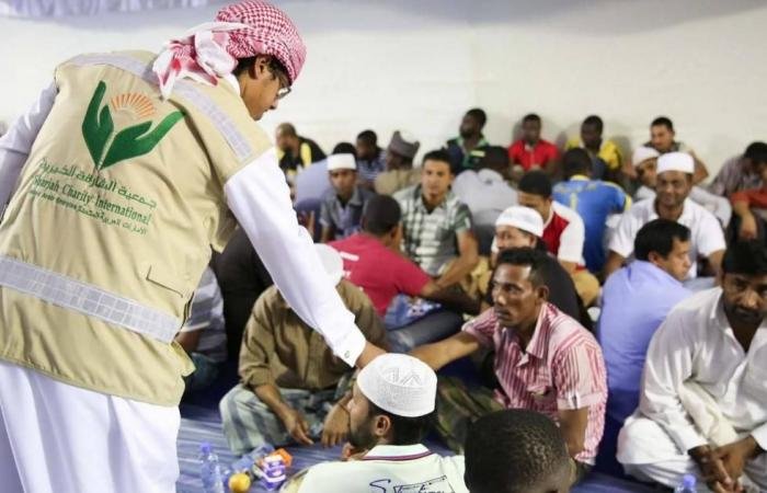 الامارات الان | «الشارقة الخيرية» توزّع 900 ألف وجبة إفطار صائم | عيون الجزيرة الامارات