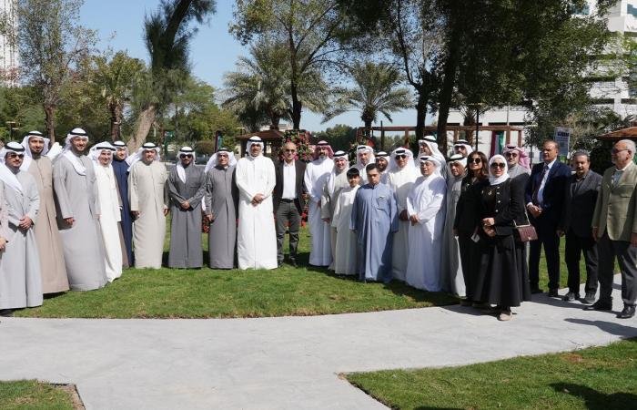 أخبار الكويت | محافظ الأحمدي يفتتح حديقة «الشعب» بعد تطويرها | عيون الجزيرة الكويت
