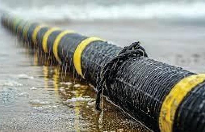 تحالف شركات عراقية وإماراتية لإنشاء شبكة كابلات بيانات