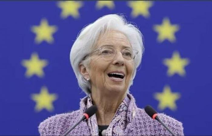 توقعات برحيل كريستين لاجارد عن المركزي الأوروبي قبل نهاية ولايتها