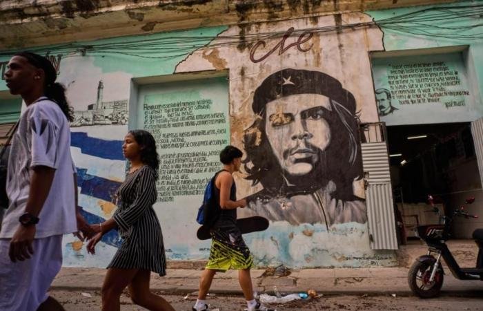 كوبا تحت حصار شامل.. واشنطن تتحكم في مصادر العملات الصعبة أيضاً