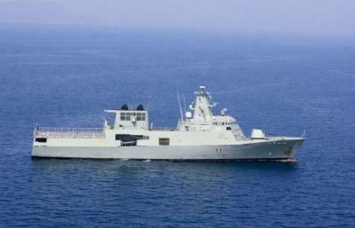 أخبار سلطنة عمان | البحرية السُّلطانية العُمانية تشارك في الاستعراض البحري الدولي بالهند | عيون الجزيرة الاخبارية عمان