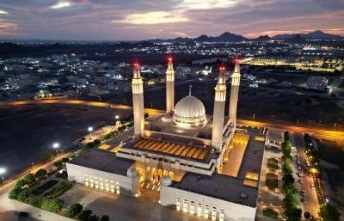 أخبار سلطنة عمان | شهرُ رمضان محطةٌ إيمانيّةٌ مُتجدّدةٌ ورحلةٌ للرّوح من العادة إلى العبادة | عيون الجزيرة الاخبارية عمان