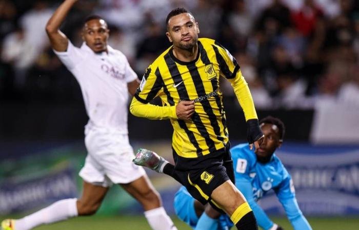 عميد البلد تحدى وجلد