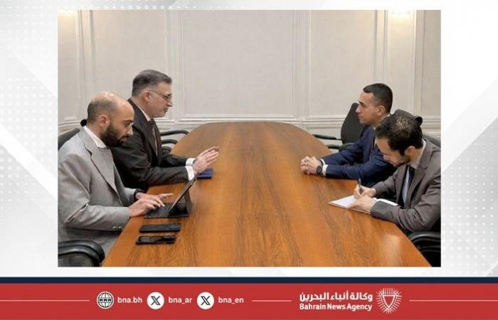 أخبار البحرين | سفير مملكة البحرين لدى مملكة بلجيكا ورئيس بعثتها المعين لدى الاتحاد الأوروبي يستقبل المبعوث الخاص للاتحاد الأوروبي لمنطقة الخليج | عيون الجزيرة