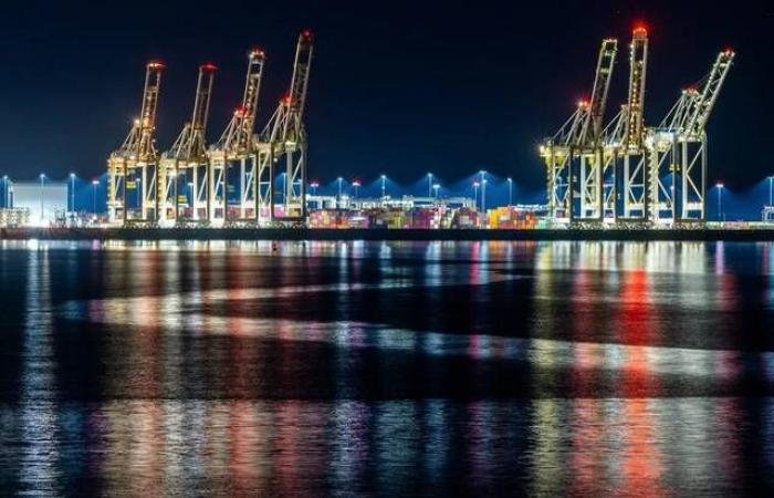 عجز كندا التجاري يسجل 31.3 مليار دولار بأكبر تراجع تاريخي