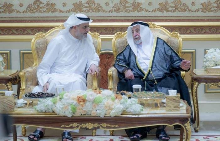 الامارات الان | حاكم الشارقة يستقبل المهنئين بشهر رمضان المبارك | عيون الجزيرة الامارات
