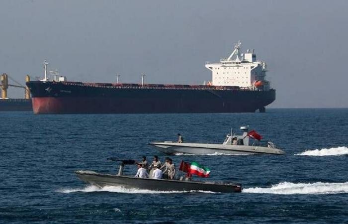 أسعار النفط ترتفع مع تصاعد التوترات الجيوسياسية