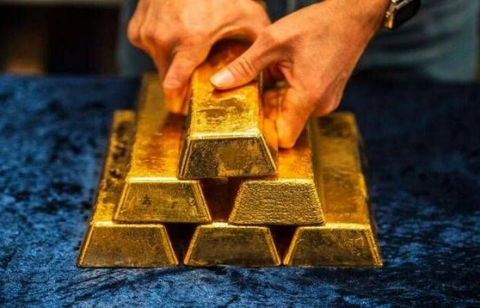بنك" يو بي إس" يتوقع تسجيل الذهب 6200 دولار مع تصاعد التوترات بالشرق الأوسط