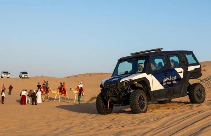 الامارات الان | شرطة أبوظبي تعزّز الوعي الأمني للسيّاح في المخيّمات الشتوية | عيون الجزيرة الامارات