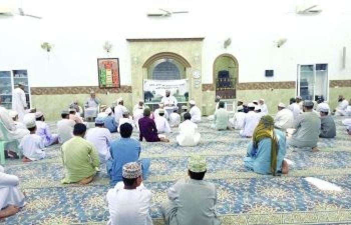 أخبار سلطنة عمان | محاضرة بالعوابي عن التماسك الاسري | عيون الجزيرة الاخبارية عمان