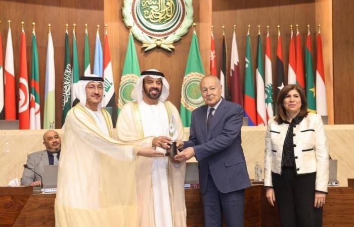 الامارات الان | جامعة الدول العربية تكرم سالم بن ركاض ضمن رواد الاستدامة | عيون الجزيرة الامارات