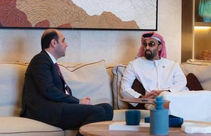 الامارات الان | طحنون بن زايد وحازم الشرع يبحثان المستجدات الاقتصادية في ضوء المتغيرات الإقليمية | عيون الجزيرة الامارات