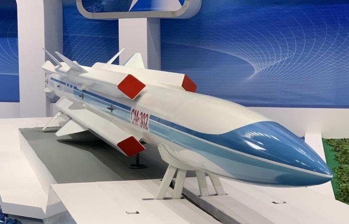 إيران تقترب من إبرام صفقة صواريخ مضادة للسفن أسرع من الصوت من الصين | عيون الجزيرة