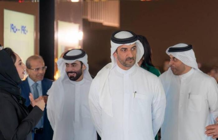 الامارات الان | سلطان بن أحمد: 161 مليوناً أرباح بنك الاستثمار لأول مرة منذ 7 سنوات | عيون الجزيرة الامارات