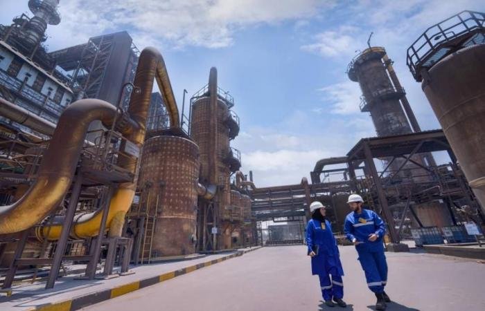 صناعة الإمارات تسجل أداء قوياً بدعم مشاريع البنية التحتية والسكنية