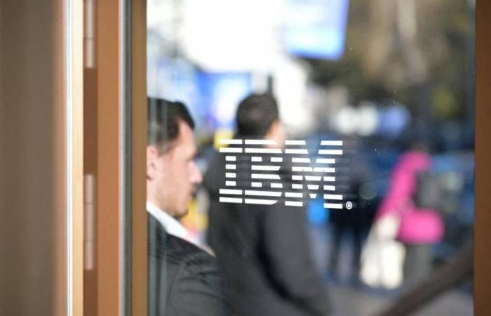 شركة ناشئة تُفقد «آي بي أم» 31 مليار دولار خلال ساعات