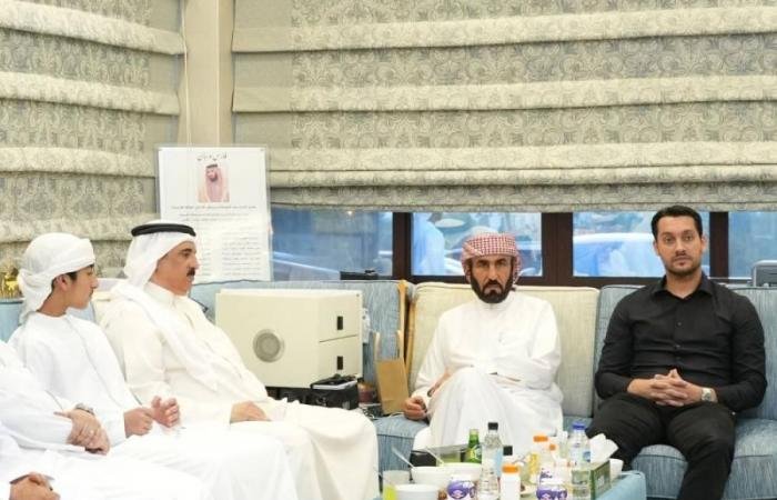 الامارات الان | طالب بن صقر وسفير البحرين يتبادلان التهاني بشهر رمضان | عيون الجزيرة الامارات