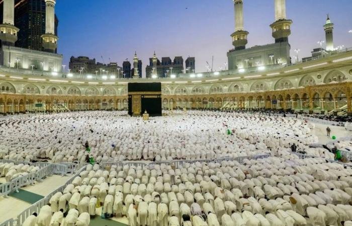 أخبار السعودية | تسجيل أكثر من 904 آلاف معتمر في المسجد الحرام حتى الرابع من رمضان | عيون الجزيرة السعودية الان