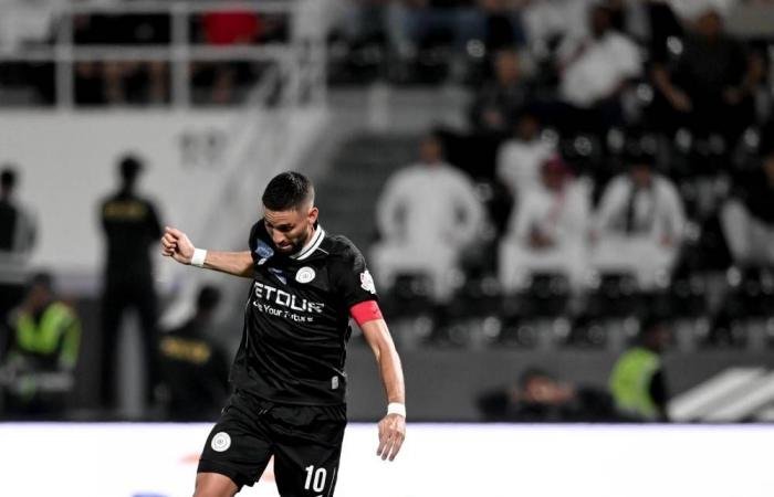 كاراسكو يعيد ذكريات 10 سنوات