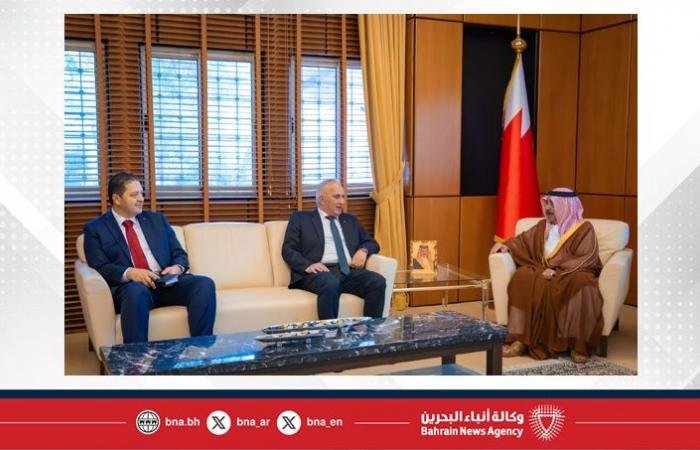 أخبار البحرين | وزير الديوان الملكي يستقبل السفير الفلسطيني بمناسبة توليه مهام عمله الدبلوماسي | عيون الجزيرة